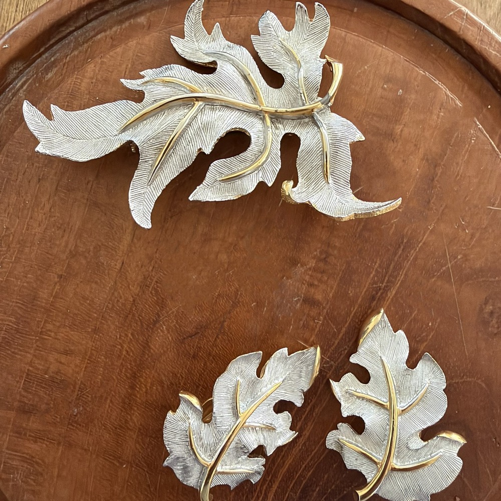 Vintage Judy Lee Two Tone Silver Gold Leaf Brooch and Clip On Earrings Set